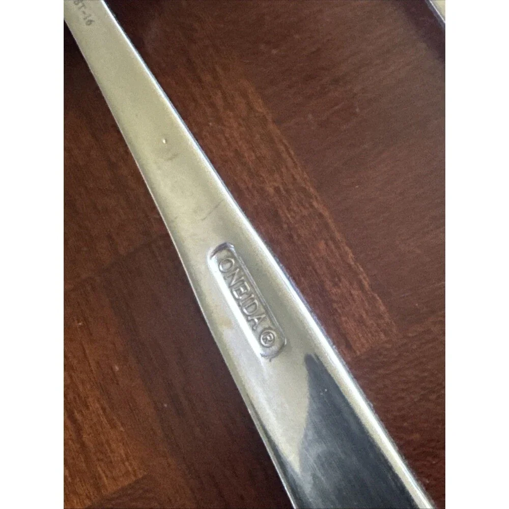 Oneida Spoon Set Of 3 Spoons